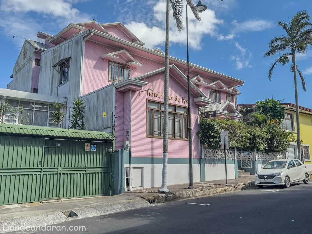 Fleur de Lys, San José de Costa Rica