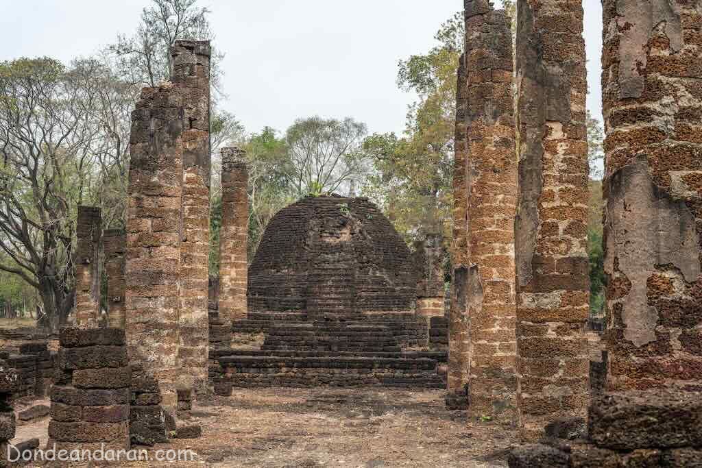 Wat Suan Kaeo Utthayan Yai, Si Satchanalai.