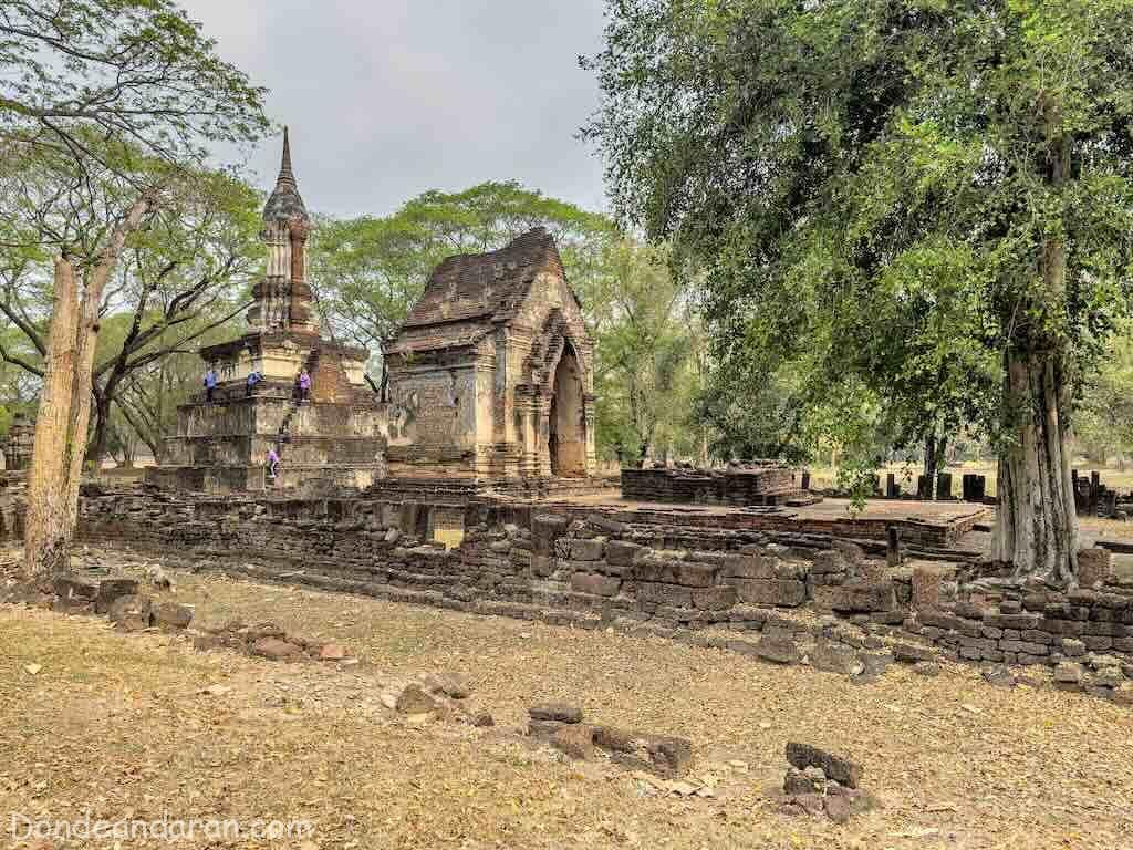 Wat Suan Kheo Utthayan Noi, Si Satchanalai.