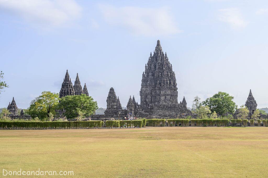 Prambanan.