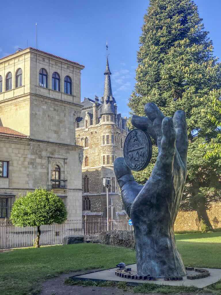 León