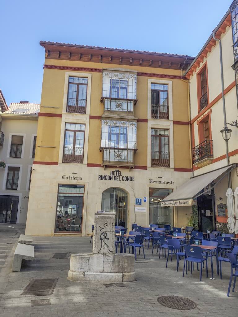 León.