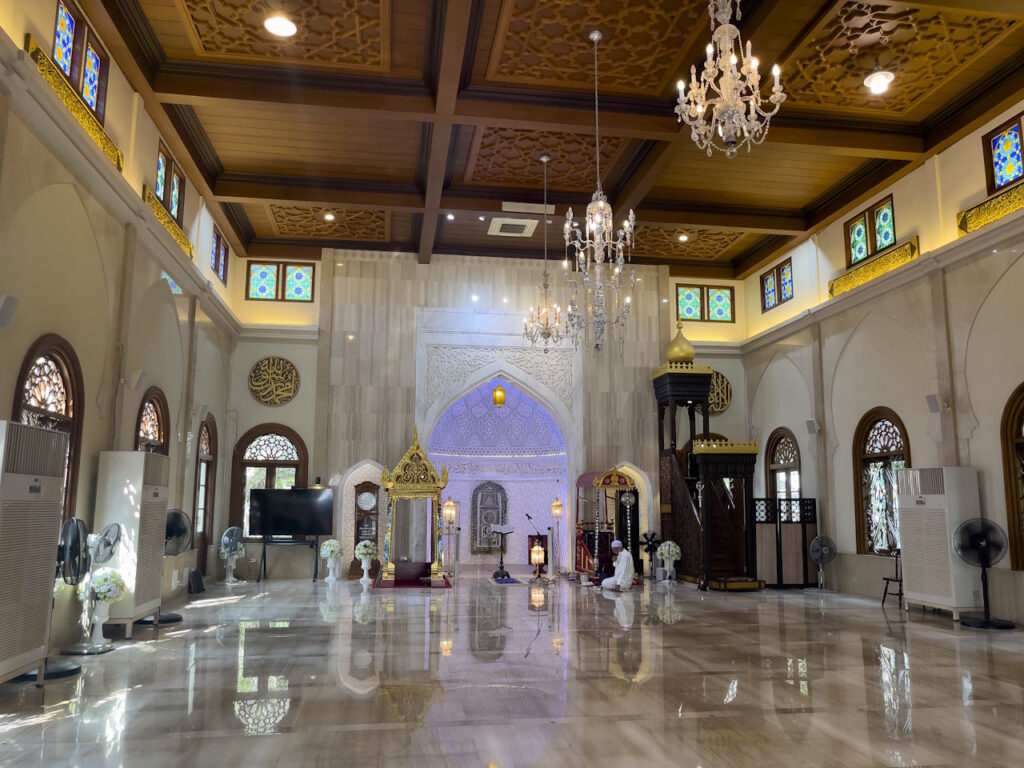 Ton Son Mosque