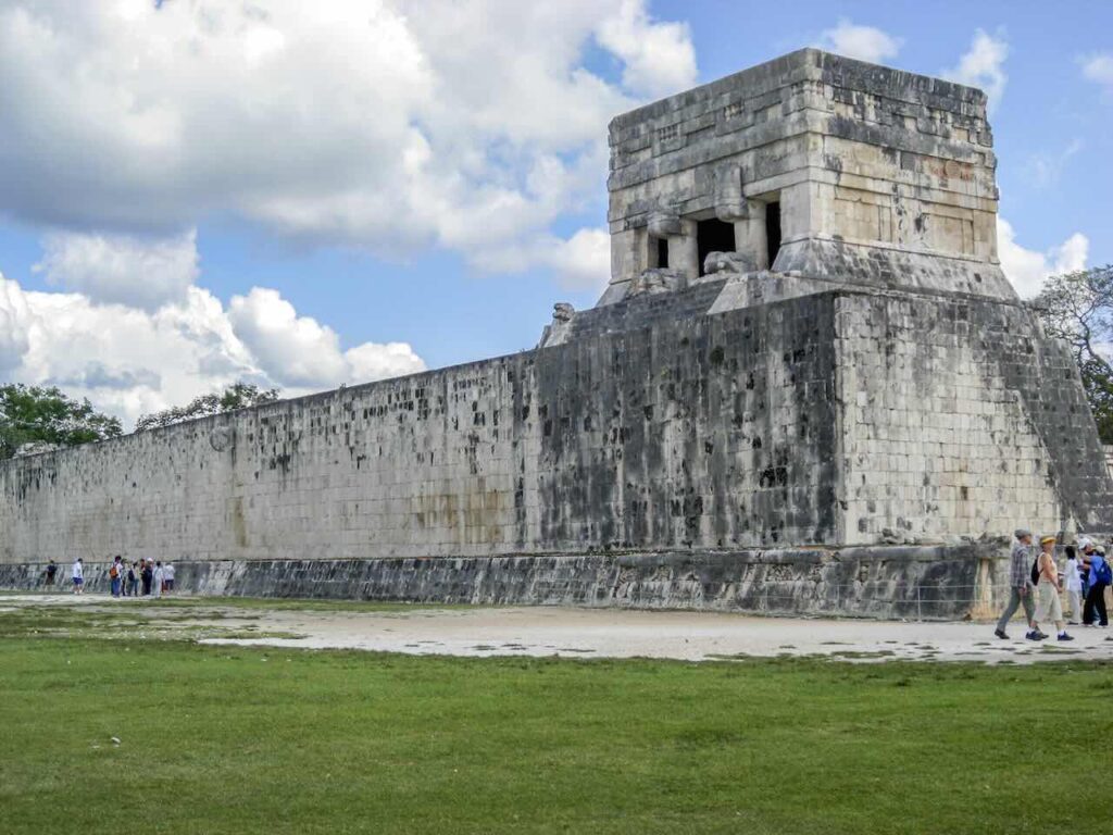 El Juego de Pelota. Chichén Itzá.
