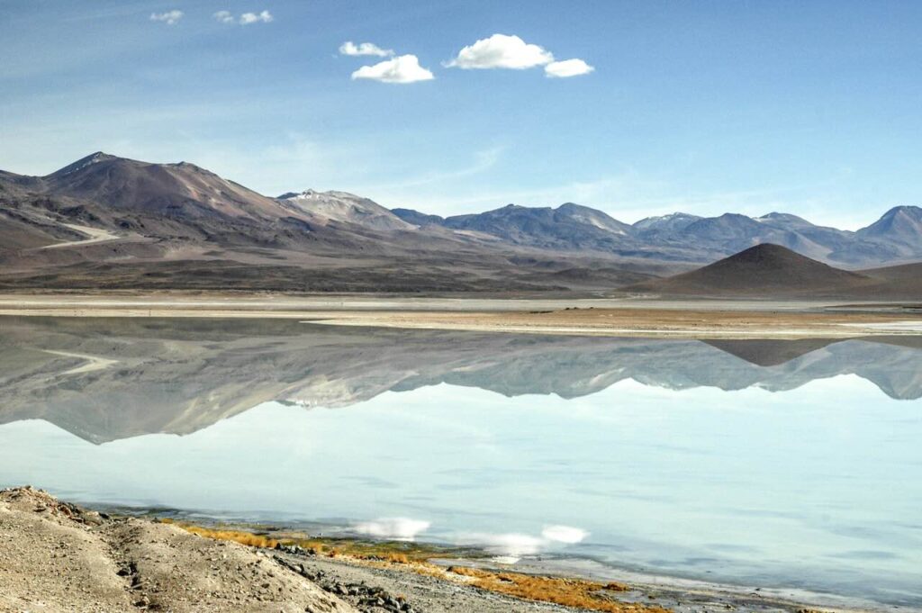 Laguna Blanca. Camino al Salar de Uyuni.