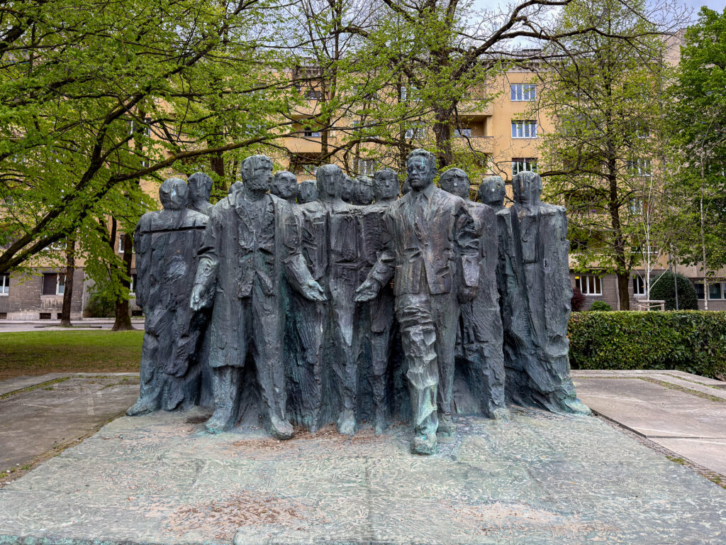 Monumento a Edvard Kardelj